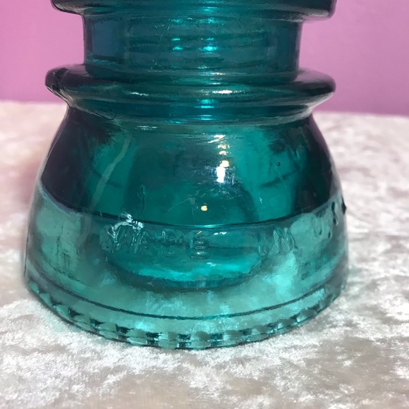 Hemingray 42 * Electric Insulator Teal Aqua Retro Collectible Glass Display Home - Picture 4 of 7